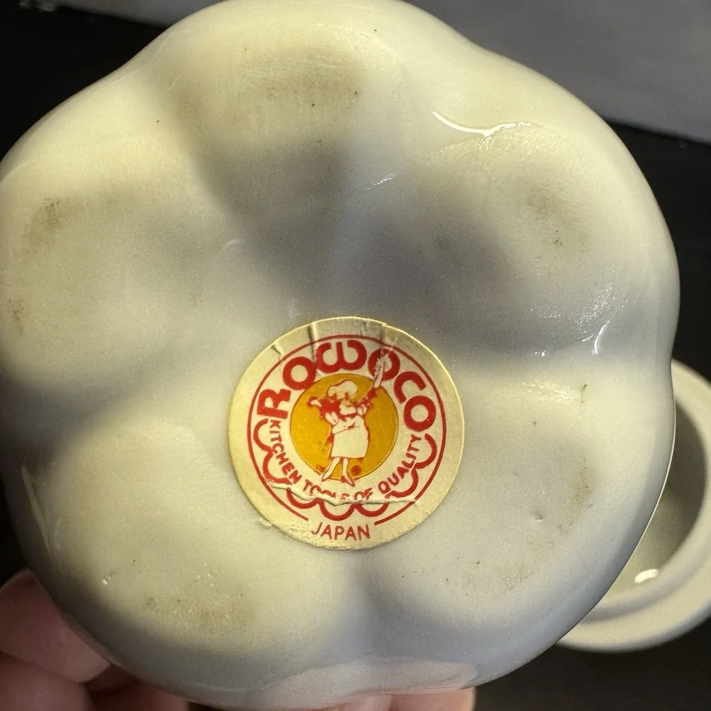 Rowoco vintage ceramic